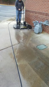 Power Washing Sidewalk and Parking lots